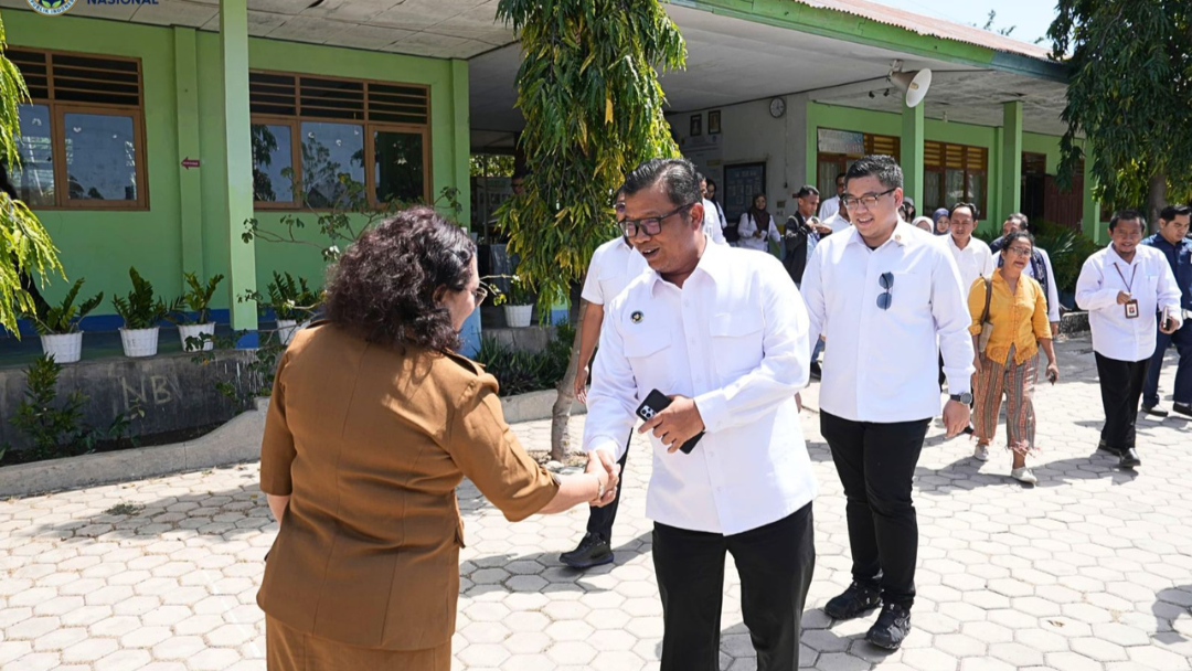 BGN Sabang Bersama BPOM dan PCO RI Tinjau Pelaksanaan MBG di Kupang